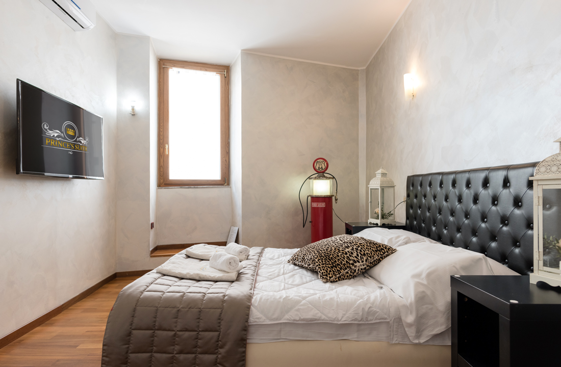 Deluxe Room - Prince's Suite Roma
