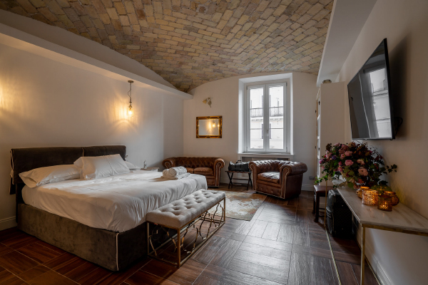 403 - Junior Suite Room